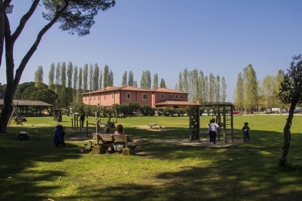 Casale La Sterpaia Hotel Pisa Exterior photo