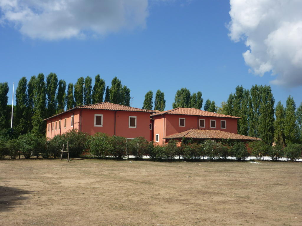 Casale La Sterpaia Hotel Pisa Exterior photo